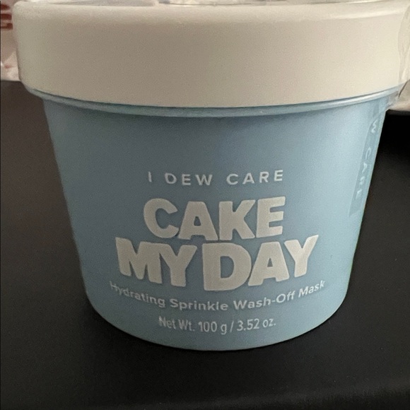 I. DEW CARE- CAKE MY DAY-NEW
Hydrating Sprinkle Wash Off Mask - Picture 4 of 4